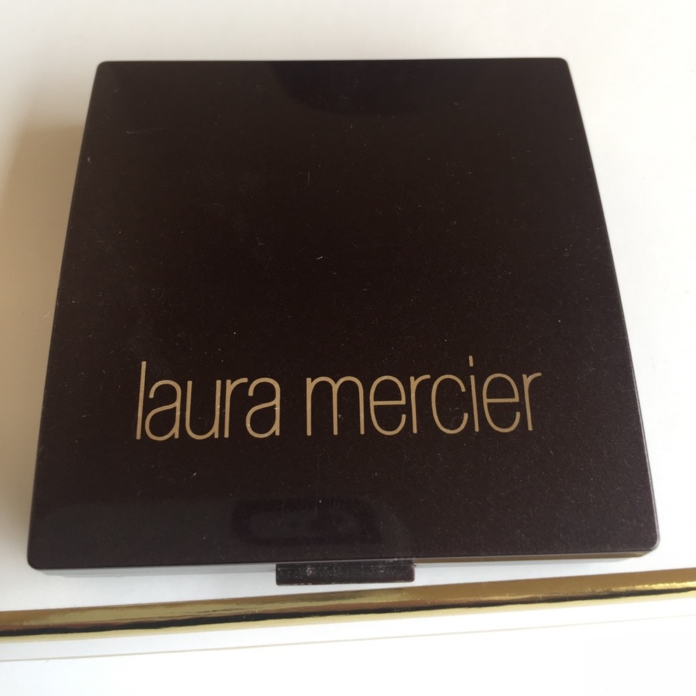 Laura mercier blush